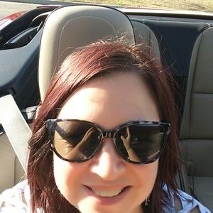 Meet your Posher, Carol